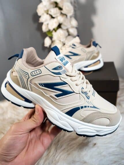sneakers - new balance