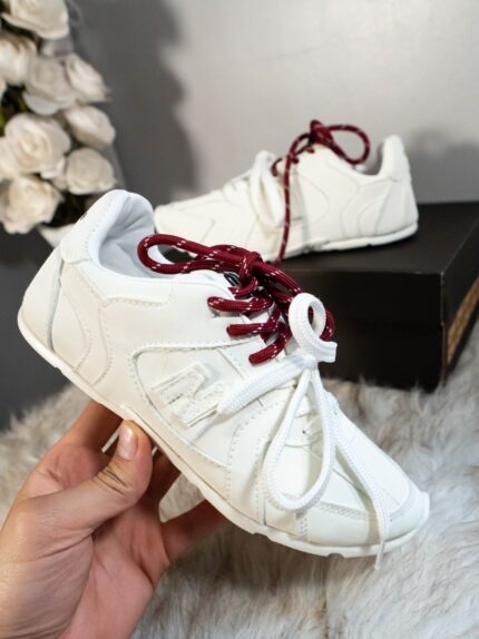 sneakers - new balance.miu.miu